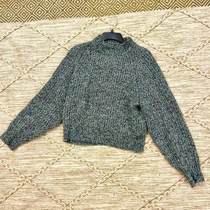 Universal threads- size small